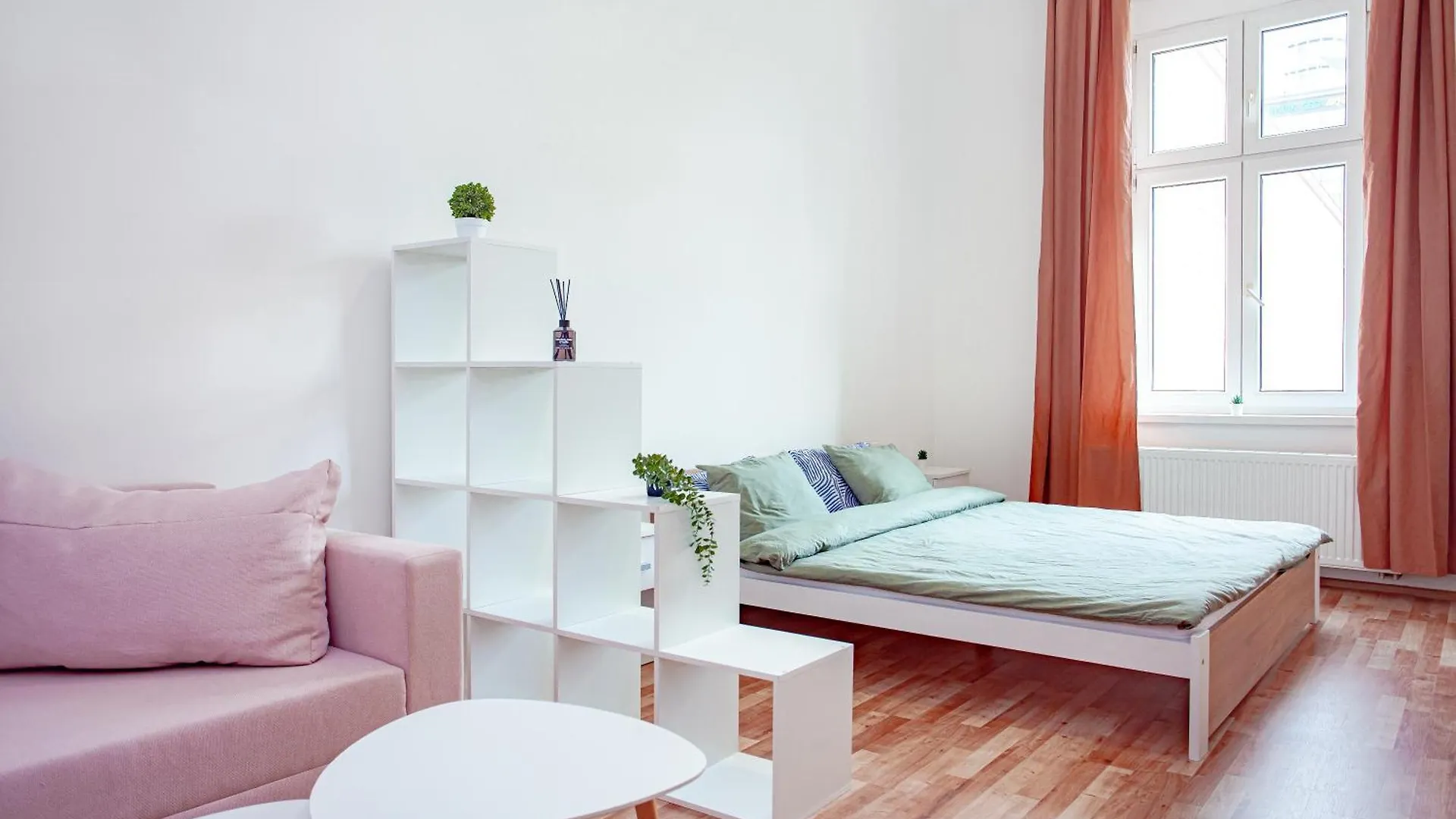 Elegance Apartments Prague Czech Republic